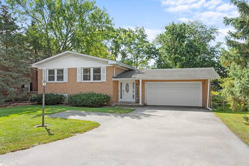 573 Maple, Lisle, IL 60532