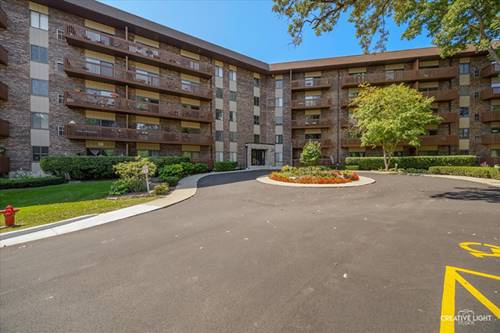 120 Lakeview Unit 513, Bloomingdale, IL 60108