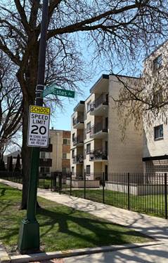 7074 N Ridge Unit 1E, Chicago, IL 60645