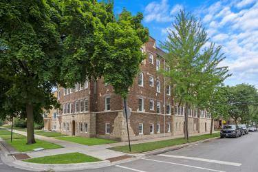 3035 W Rosemont Unit 3, Chicago, IL 60659