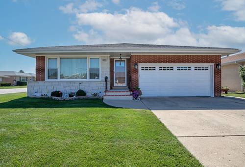 8231 W Balmoral, Chicago, IL 60656