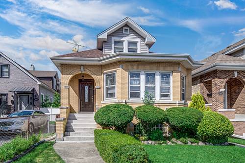 6254 N Nagle, Chicago, IL 60646