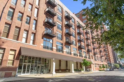 360 W Illinois Unit 313, Chicago, IL 60654