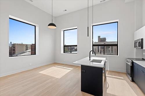 1934 W North Unit 202, Chicago, IL 60622