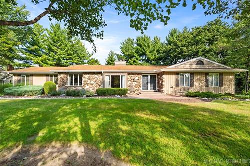 36W068 Indian Mound, St. Charles, IL 60174