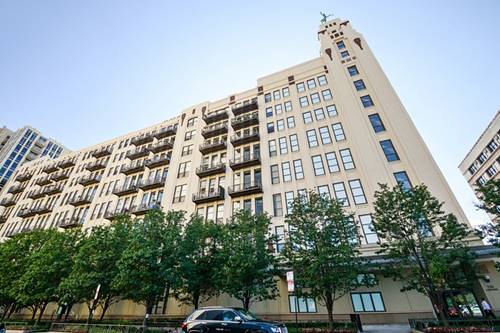 758 N Larrabee Unit 604, Chicago, IL 60654