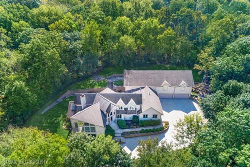 925 N River, Algonquin, IL 60102