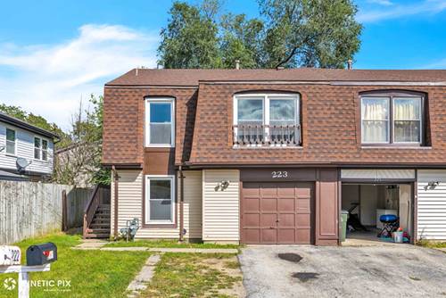 223 Hywood, Bolingbrook, IL 60440
