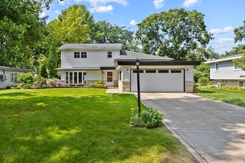 22W506 Arbor, Glen Ellyn, IL 60137
