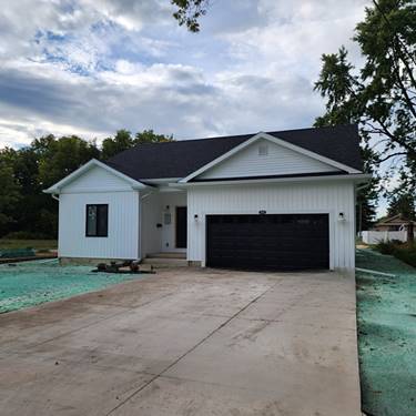 422 View, Ottawa, IL 61350