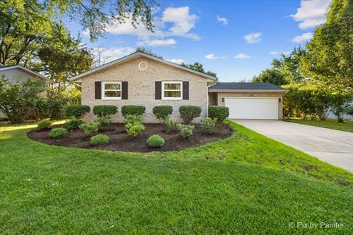 712 Aztec, Carol Stream, IL 60188