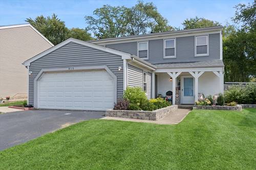 815 Woodside, Roselle, IL 60172