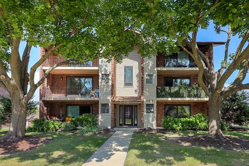 468 Valley Unit 100, Naperville, IL 60563