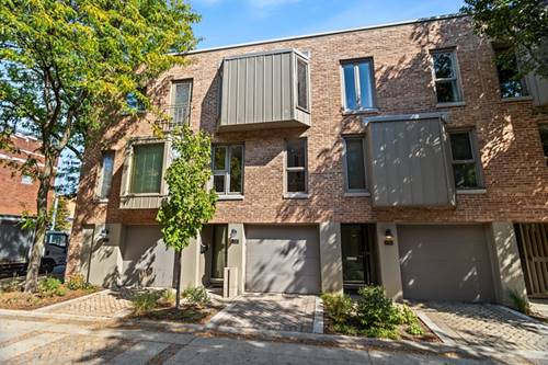 138 Frank Lloyd Wright, Oak Park, IL 60302