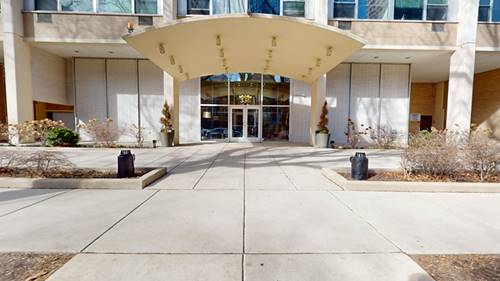 336 W Wellington Unit 1002, Chicago, IL 60657