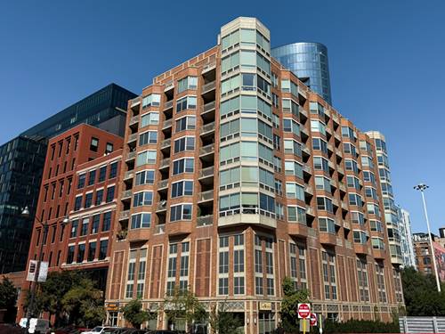 720 W Randolph Unit 608, Chicago, IL 60661