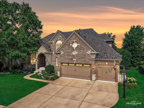 539 Eagle Brook, Naperville, IL 60565