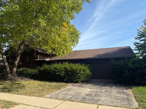 527 N Lyle, Elgin, IL 60123