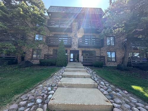 1815 Oakton Unit 2A, Park Ridge, IL 60068