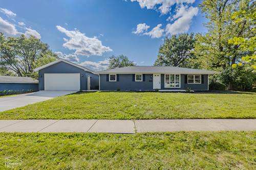124 Westover, Schaumburg, IL 60193