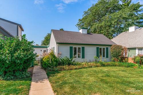 117 Boulder Hill Unit 117, Montgomery, IL 60538