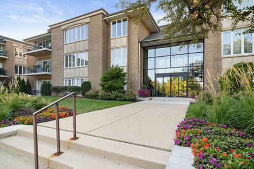 1 Oak Brook Club Unit A301, Oak Brook, IL 60523