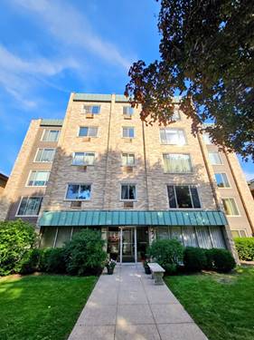 224 S Oak Park Unit 1B, Oak Park, IL 60302