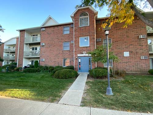 1352 Cunat Unit 2C, Lake In The Hills, IL 60156
