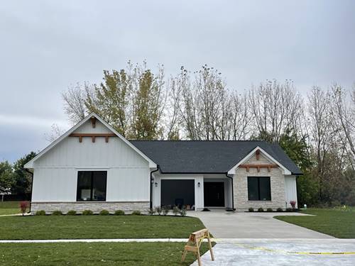 12145 Oakcrest, Huntley, IL 60142