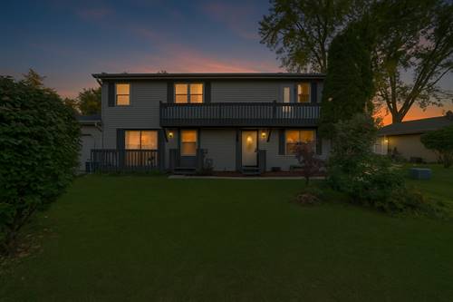 234 Dakota Unit C, Bolingbrook, IL 60440