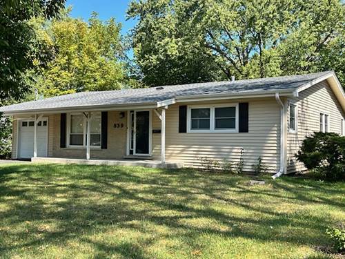 839 Dundee, Barrington, IL 60010