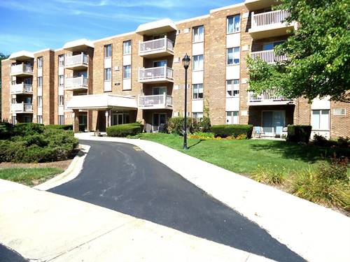 2423 N Kennicott Unit 3A, Arlington Heights, IL 60004