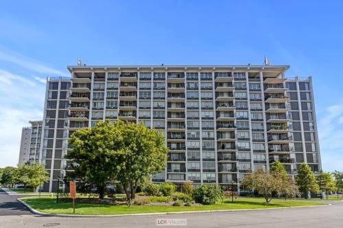 8815 W Golf Unit 10C, Niles, IL 60714