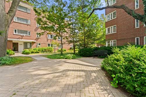 7202 Oak Unit 4NE, River Forest, IL 60305