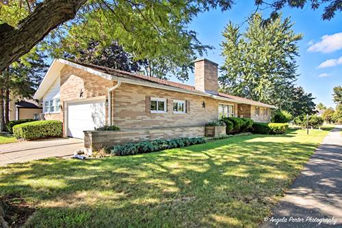 558 1st, Antioch, IL 60002