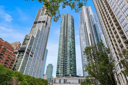 1201 S Prairie Unit 2703, Chicago, IL 60605