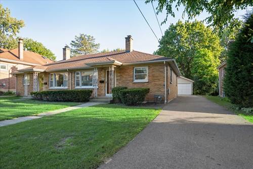 417 June, Barrington, IL 60010