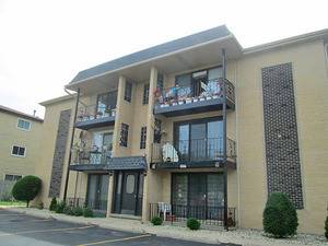 8854 N Chester Unit 1S, Niles, IL 60714