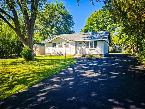 460 Maplewood, Antioch, IL 60002