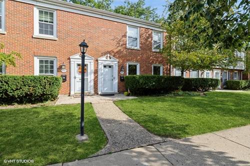 1510 Pebblecreek, Glenview, IL 60025