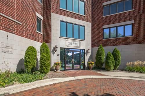 201 N Vail Unit 305, Arlington Heights, IL 60004
