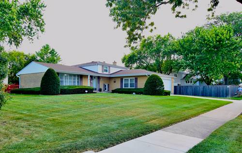 7 E Pickwick, Arlington Heights, IL 60005
