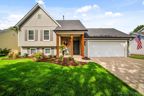 1718 Jeanette, St. Charles, IL 60174