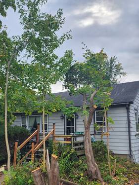 2061 W Buckley, Green Oaks, IL 60048