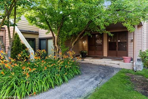 3341 Beacon Unit 32, North Chicago, IL 60064