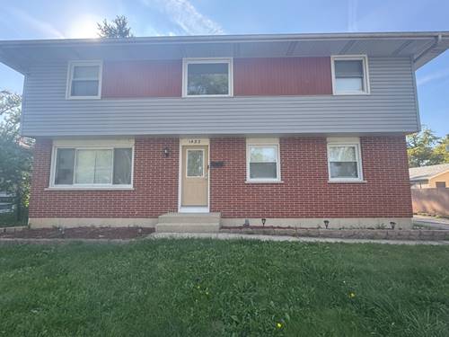 1423 Windsor, Carpentersville, IL 60110