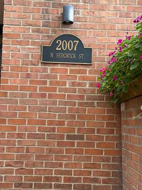 2007 N Sedgwick Unit 202, Chicago, IL 60614