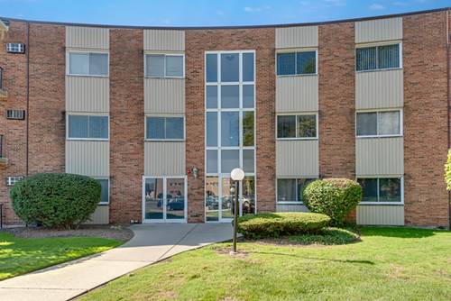 9716 S Karlov Unit 203, Oak Lawn, IL 60453