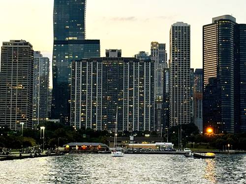 400 E Randolph Unit 1510, Chicago, IL 60601