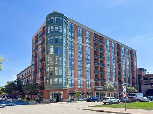 1 S Highland Unit 400, Arlington Heights, IL 60005